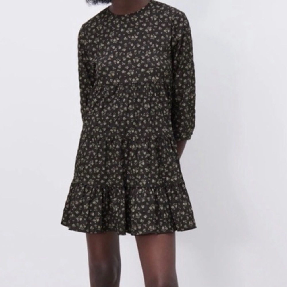 Zara | NWOT Ditsy Floral Black Long Sleeve Tiered Dress - Size Small